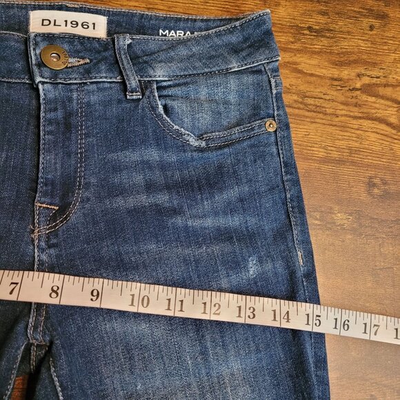 DL1961 Jeans 25 Mara Straight Ankle Instasculpt Ravine Mid Rise Fray Hem Stretch - Picture 8 of 13